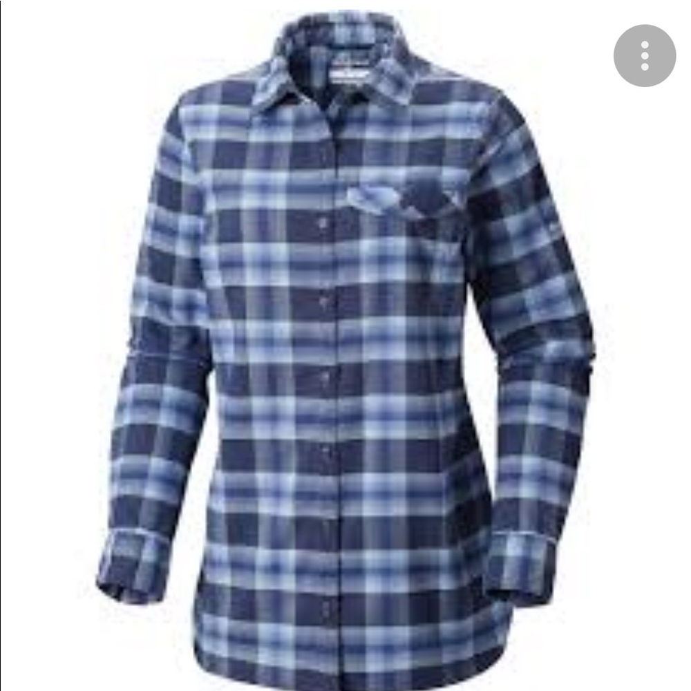 Womens Columbia Omni wick Button Down